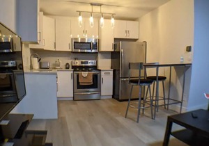 Furnished 1 room suite w/ private entrance