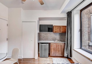 Furnished Studio by Concordia University #202