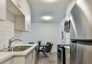 Gateway Furnished Apartments Suite Sixteen