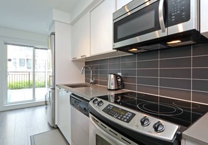 Gorgeous Old Town Condo with Patio and Parking!