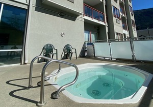 Harrison Beach Hotel