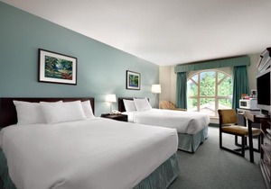 Harrison Lake Hotel