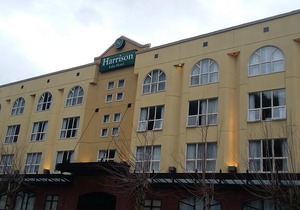 Harrison Lake Hotel
