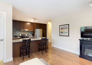 Harrison Lake View Suites - Two Bedroom Grand Suite 1