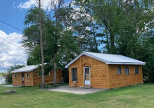 Hickory Waterfront Cottage #5