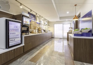 Holiday Inn Express & Suites Mississauga-Toronto Southwest, an IHG Hotel