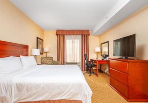 Holiday Inn Express Hotel & Suites Clarington - Bowmanville by IHG