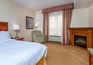 Holiday Inn Express Hotel & Suites Clarington - Bowmanville by IHG