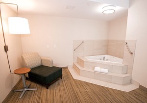 Holiday Inn Express Hotel & Suites Hinton, an IHG Hotel
