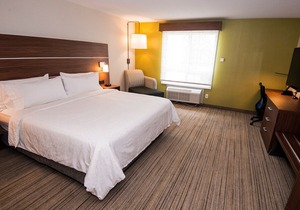 Holiday Inn Express Hotel & Suites Hinton, an IHG Hotel