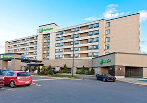 Holiday Inn Laval Montreal, an Ihg Hotel