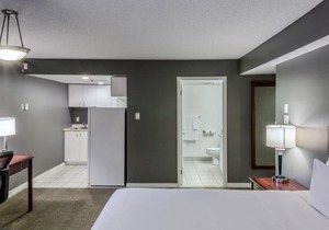 Hotel Faubourg Montreal Centre-Ville Downtown