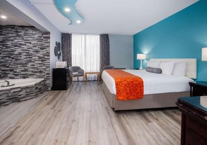 Howard Johnson Plaza Hotel by Wyndham Windsor