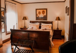 In the heart of Matane, the Bruine Océane Inn is a little gem ready to welcome y