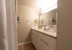 Inn of the Sea Beachfront Vacation Condo