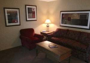 Lake Okanagan Resort, 1 bedroom condo, lake front, steps to beach.