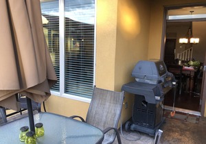 Lakefront, pool, hot tub, exc room. Bk Sept Oct . daily, weekly, or monthly