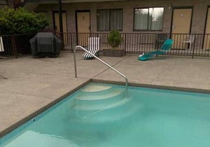 Langley Hwy Hotel