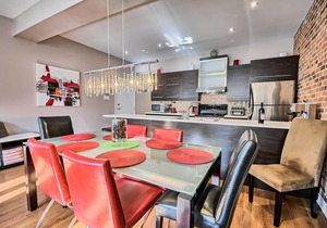 Large apartment with Roof terrace and Private parking space at low cost