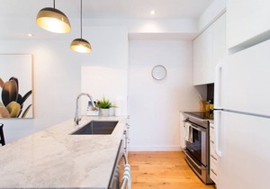 Large modern 2 bedroom condo in Little Italy plus garage
