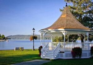 Le Loup - Rustic luxury cottage in North Hatley