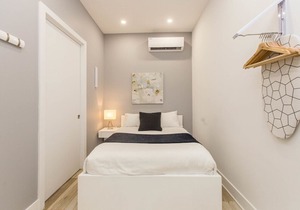 Lofts du Parc Lahaie - Mile End - Cozy Modern Studio Apt 303