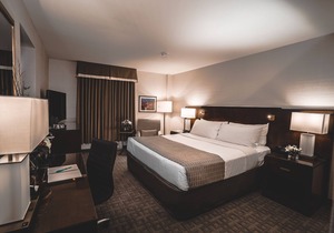 Lord Elgin Hotel