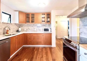 LOVELY HOME 10 MINUTES TO DOWNTOWN !!!