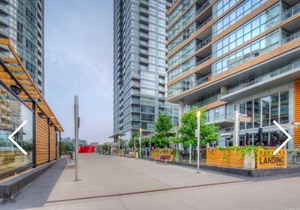 Luxurious 2 bedroom Condo 5 mins from the CN Tower