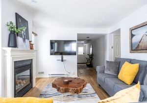 Luxurious Blue Mountain 3BR & 3BTH Walk-in to Village