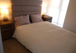 Luxury 2BR Condo in Popular Queen West