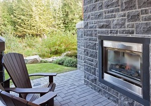Luxury Mountain Retreat Townhome with Private Hot Tub hosted by Whistler Ideal