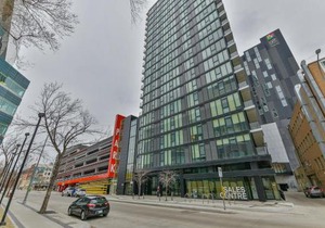 Luxury skyline condo in downtown FREE 24/7 parking