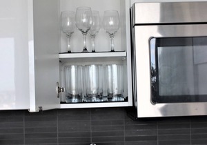 Luxury skyline entire condo in downtown with FREE 24/7 parking