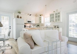 Mahone Bay Hide-Away