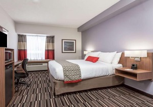 Microtel Inn & Suites by Wyndham Kirkland Lake