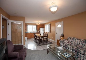 Midnight Sun Inn - Bed & Breakfast
