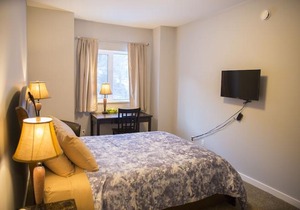 Midnight Sun Inn - Bed & Breakfast