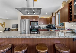 Modern 3 bedroom apartment in village centre