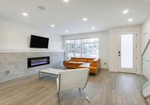 NEW LUXURY TOWNHOME UNIT 25