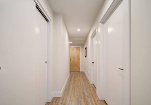 NEW New Luxurious Modern 2BR Condo Sleeps 5 Coffee, AC, WIFI