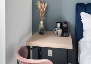 Newly fully-equipped studio in The Village!
