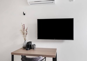 Newly renovated studio in Le Village
