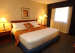 North Vancouver Hotel