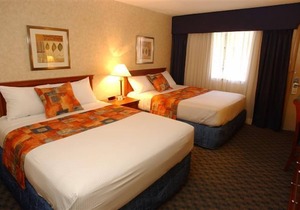 North Vancouver Hotel