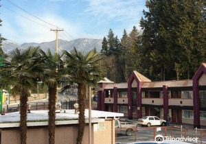 North Vancouver Hotel