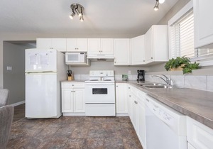 Paradise Canyon Golf Resort - Signature Walkout Condo 382