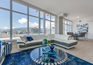 Penthouse Waterfront North Vancouver 3 Bedroom with Views, 4000 sq ft Patio