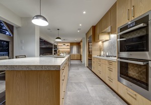 Pinnacle Ridge 3&4 - 7,000 sq. ft, Ski in Ski out, Private Hot Tub, Sauna, Billiards