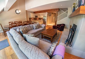 Pinnacle Ridge 30 - Ski in Ski out, Private Hot Tub, Wood Fireplace
